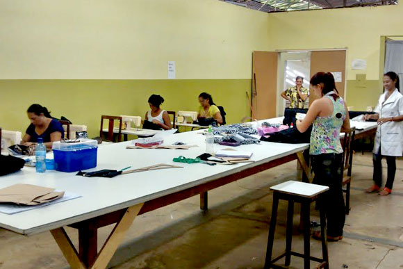 Curso de costureira tem grande procura no Cramam / Foto: Divulgação