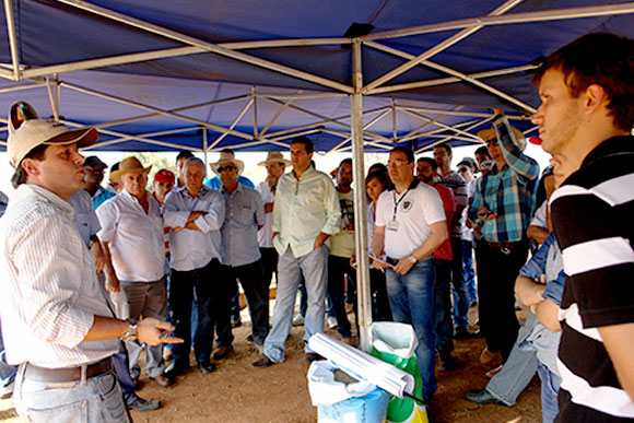 Resultados foram apresentados durante dia de campo na Embrapa / Foto: Divulgação