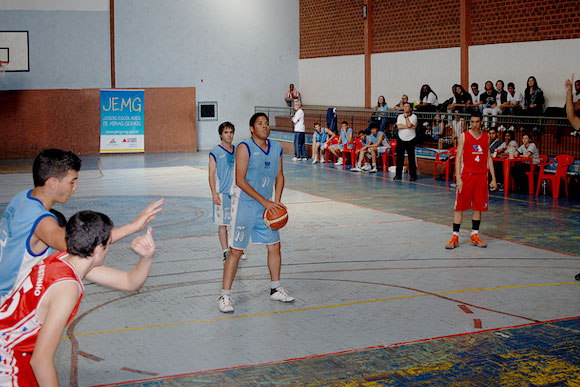 Jogadores de Sete Lagoas podem disputar o mineiro de basquete / Foto: Divulgação