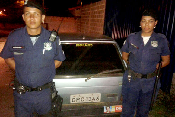 Guardas que encontraram o veículo / Foto: Divulgação
