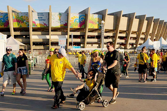 Feriado vai facilitar mobilidade de torcedores para o estádio / Foto: Túlio Santos 
