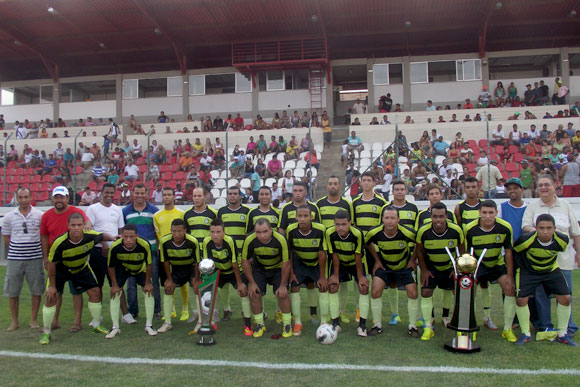 Prudente de Morais ficou com o título da Copa AMAV / Foto: Divulgação