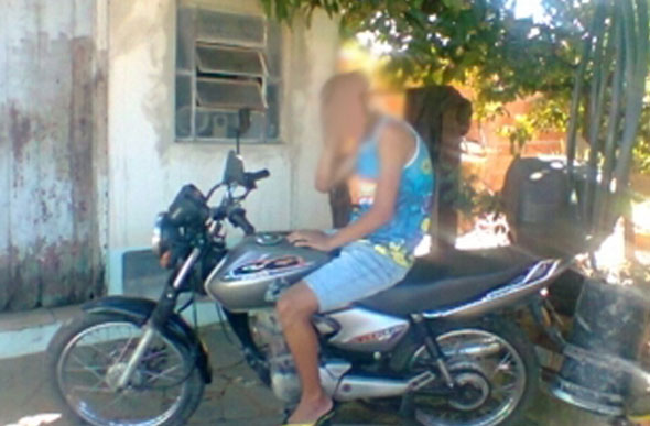 Procura-se moto roubada no bairro Manoa / Foto: Warley Máximo 