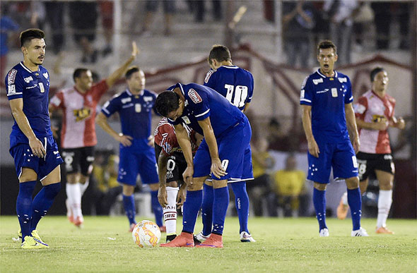 Marcelo Oliveira citou cansaço dos atletas para explicar derrota para o Huracán, na Argentina / Foto: Divulgação