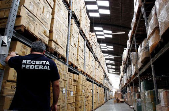 Receita Federal é responsável por controlar  o fluxo de mercadorias / Foto: cursocenpre.com.br