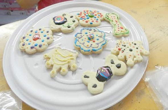 Oficina de biscoito explora criatividade de crianças / Foto: Carolina Mendes