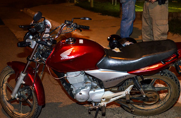 A motocicleta estava com a placa adulterada / Foto Ilustrativa: williantardelli.com.br