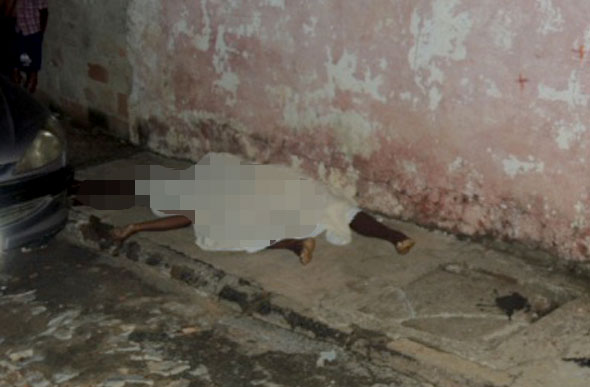 No corpo da vítima, a polícia encontrou cinco perfurações/Foto:enviada via Whatsaap