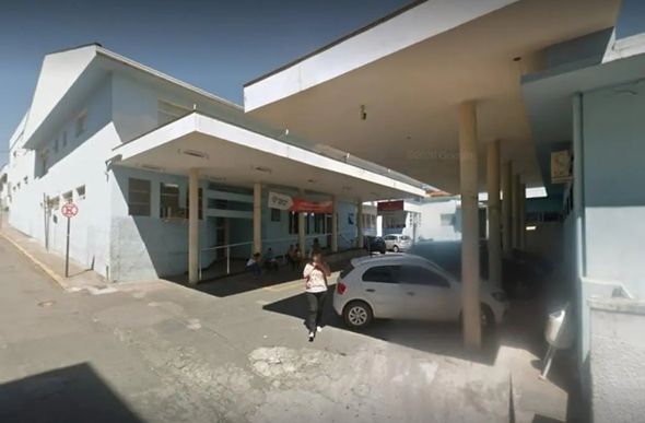 Suspeito precisou ser internado no Hospital Nossa Senhora da Conceição — Foto: Reprodução / Google Street View
