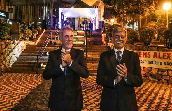 Prefeito de Itabirito, Alex Salvador (PSD), e o vice, Wolney Pinto de Oliveira, foram cassados em janeiro./ Foto: Reprodução/Facebook