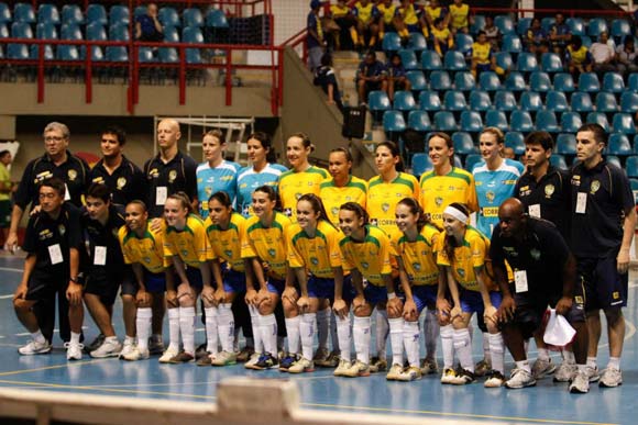 Seleção brasileira começa a competição com vitória de 14 a 0 sobre a Venezuela