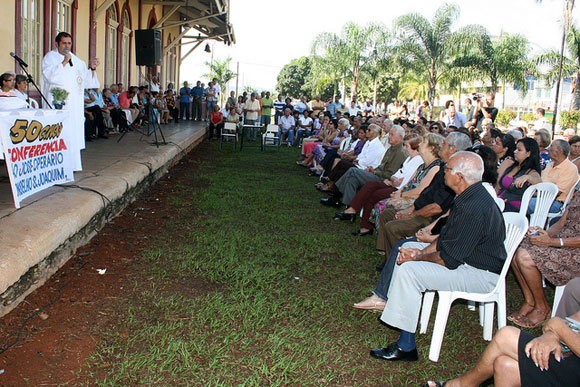Missa do Trabalhador realizada em 2011 - Imagem: Quim Drummond/SECOM Sete Lagoas