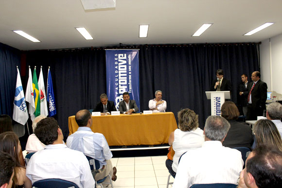 Primeiro debate entre os candidatos nas faculdades Promove / Foto: Divulgação Promove 