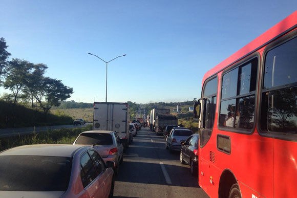 Congestionamento na 040 / Foto: Fábio Dutra