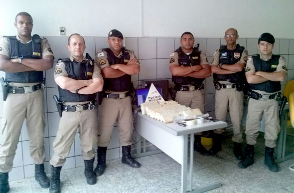 A equipe da Polícia perseguiu e conseguiu capturar os suspeitos/Foto: Polícia Militar