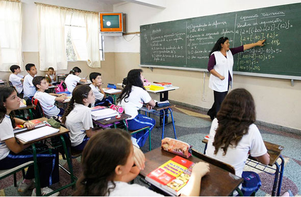 Os professores que prestaram concurso em 2011 podem ver a oitava lista de nomeação / Foto: jornaldehoje.com.br