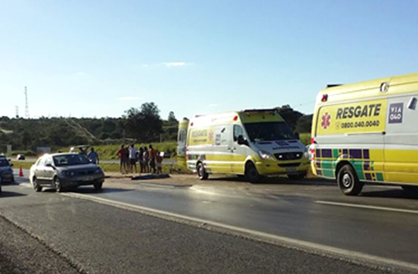 Acidente deixa um morto e três feridos na BR-040 em Caetanópolis/ Foto: enviada por leitor