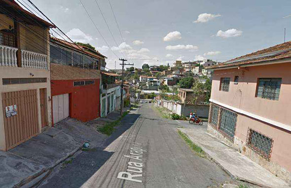 Crime ocorreu na Rua Arapora, no Bairro Dom Bosco, Região Noroeste de BH (foto: Google Street View/Reprodução)